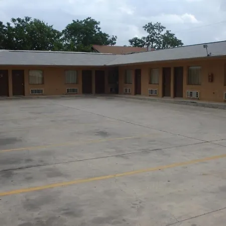 American Motel-3